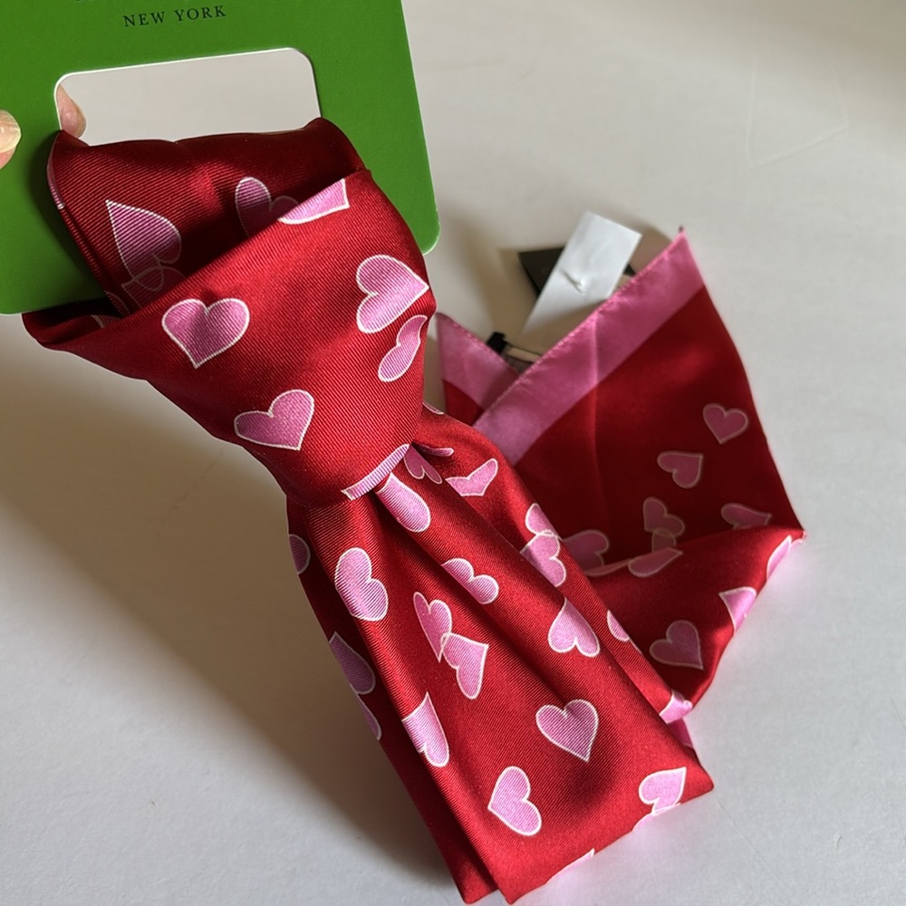 Kate Spade Heart links silk square scarf
